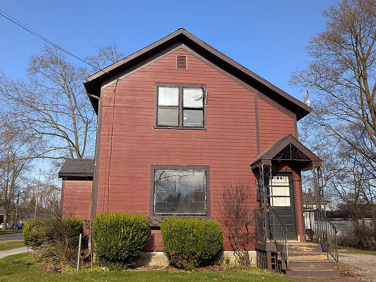113 E Bennett St #A — Photo 1