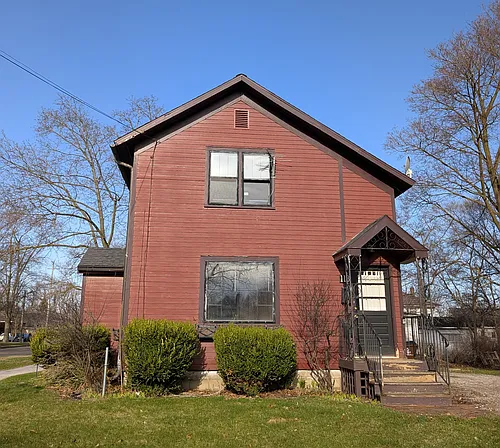113 E Bennett St Photo 1