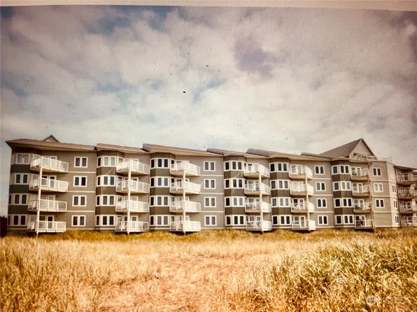 501 S Shoreview Drive #203, Long Beach, WA 98631