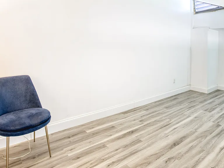 1465 E Putnam Ave #327 — Photo 22