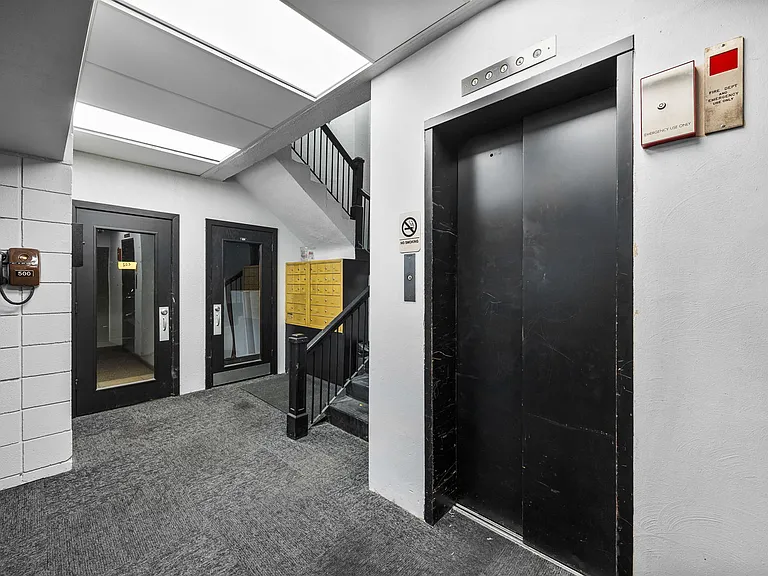 310 N Michigan St #200 — Photo 4