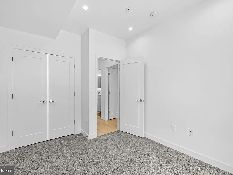 2530 B Elvans Rd SE — Photo 26