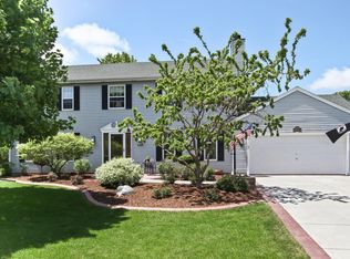 W164N10237 Clover Hill Ln, Germantown, WI 53022