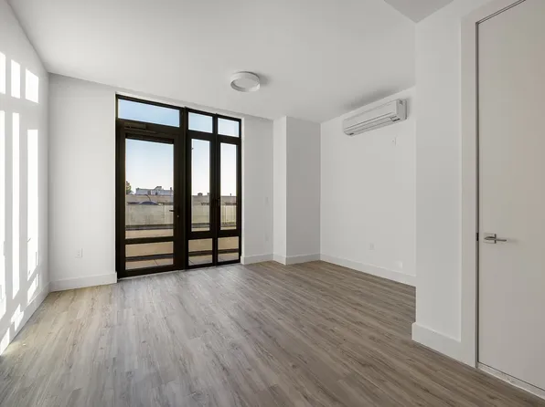 584 4th Ave, Brooklyn, NY