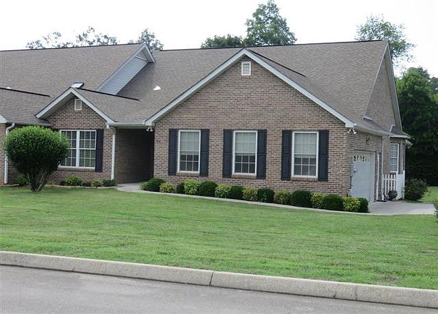 1st image of 150 Hidden Oaks Ln