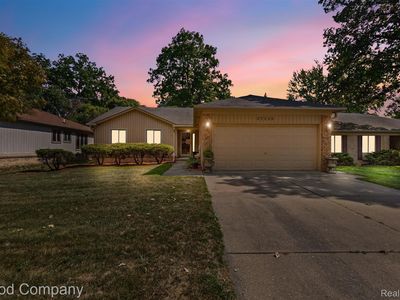 27226 Warner Ave, Warren, MI, 48092