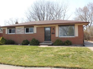 2239 Camilla Dr, Troy, MI
