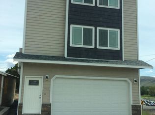 901 Bowers Dr, Selah, WA 98942