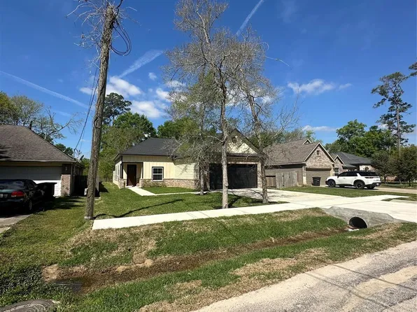 22525 E Shorewood Loop Loop E, Huffman, TX 77336