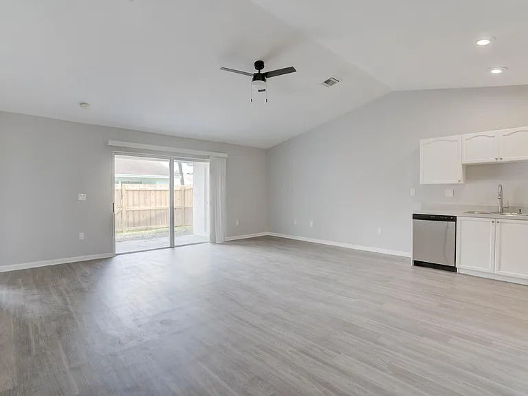 9244 Roan Ln #B — Photo 20