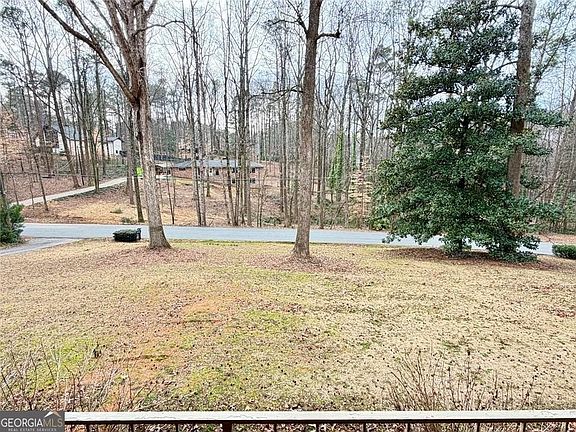 4th image of 4707 Windsor Dr SW