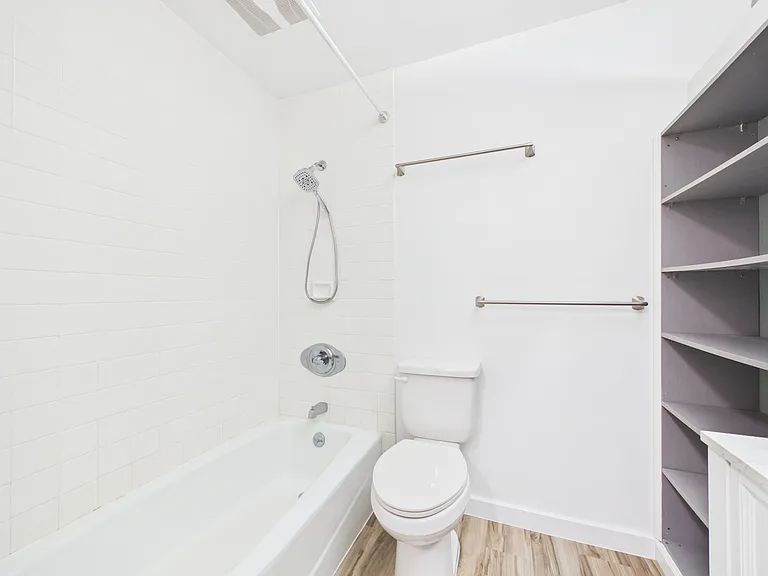 1015 Aoloa Pl #252 — Photo 5