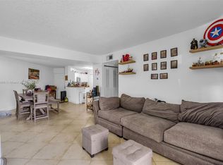 6288 NW 186th St APT 111, Hialeah, FL 33015