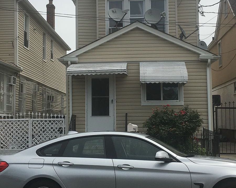 2nd image of 10241 129th St