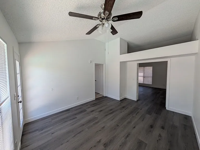 7340 W Tuckey Ln — Photo 19