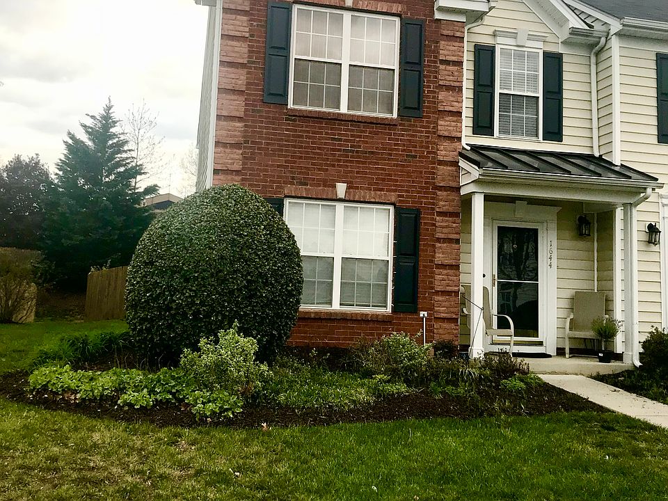 1st image of 1644 New Haven Pl