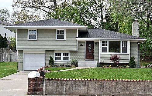 1st image of 9 Joseph Ct