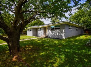 1301 Magnolia St, Gainesville, TX 76240