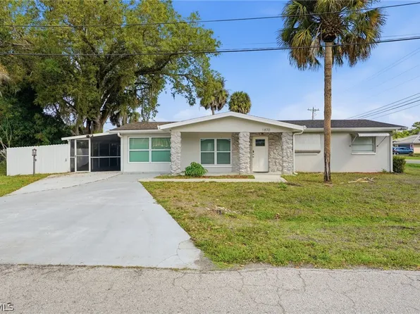 1870 Queen Ct, North Fort Myers, FL 33917