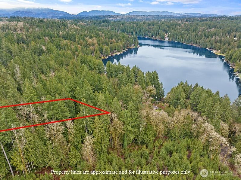 2nd image of 3866 E Ames Lake Drive NE
