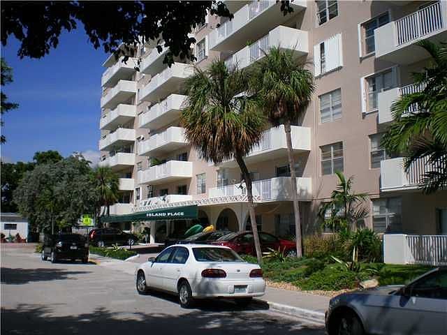 1st image of 1455 N Treasure Dr #Penthouse K