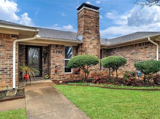 2207 Highland Park Dr, Denison, TX 75020