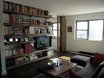 Sold by Metropolitan Real Estate Group