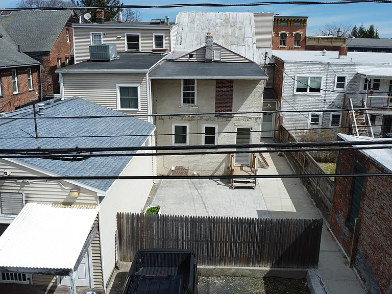 227 Warren St #2 — Photo 15
