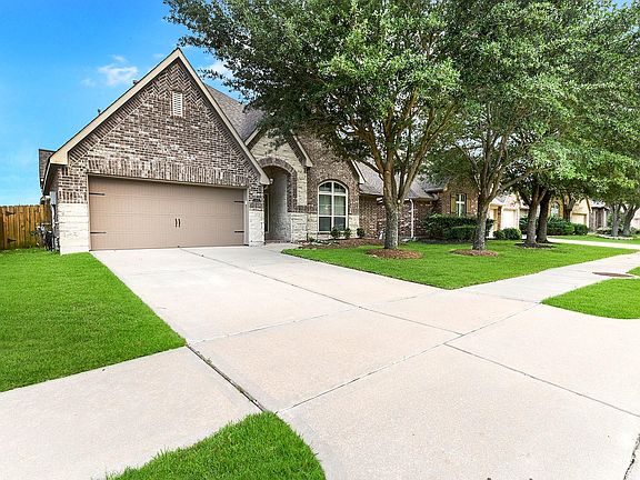 2nd image of 3902 Vinson Ranch Ln