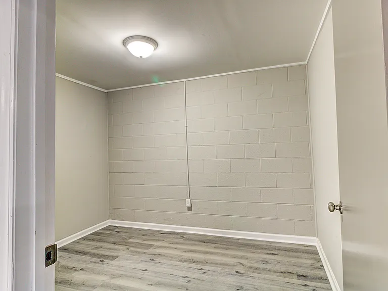 132 Eaker Dr — Photo 12
