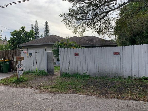 2nd image of 1250 43rd St