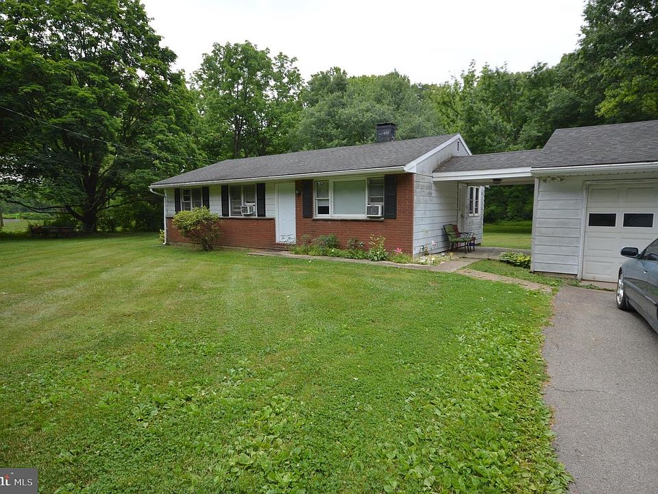 1st image of 120 Scotts Ln