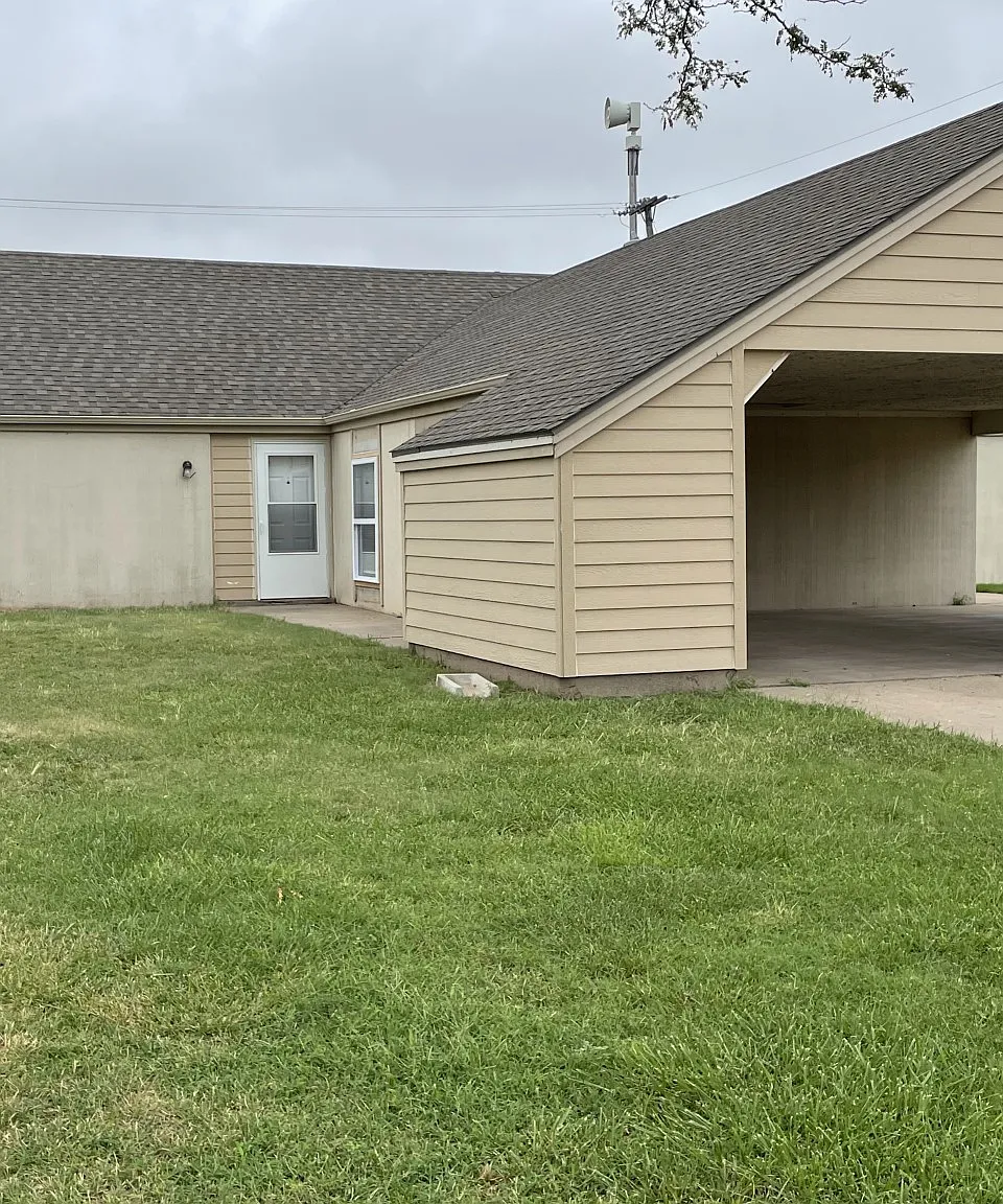Cheyenne Village - 5937 A — Photo 1