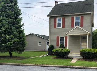 621 Heckman Ave, Nazareth, PA 18064