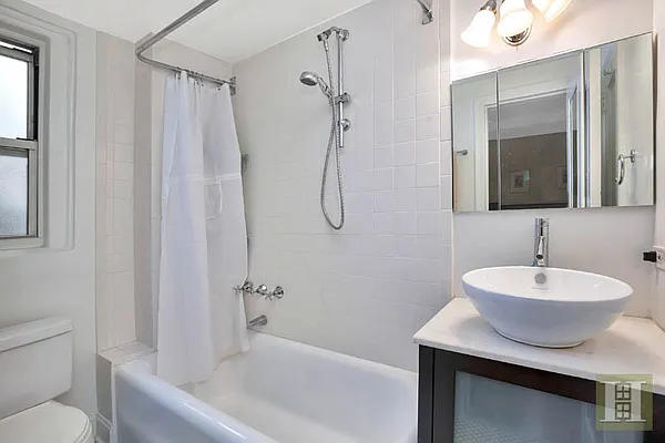 Rented by Halstead Real Estate | media 39