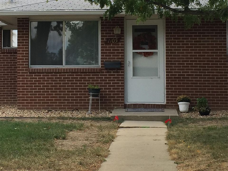 2nd image of 1105 Judson St
