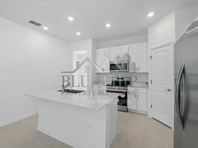 1958 Rider Rain Ln — Photo 15