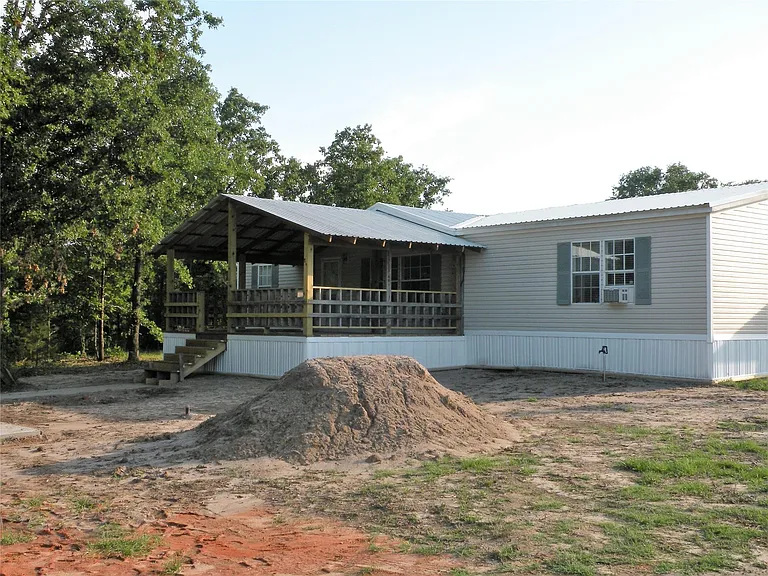 37 Riverside Ln #A — Photo 9