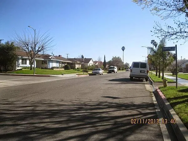 1 bed, 450 sqft, $2,100 — Photo 3