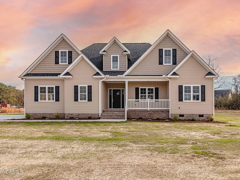 1st image of 604 Pickens Drive