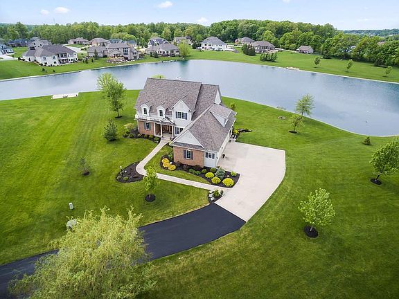 2nd image of 439 Stillwater Dr