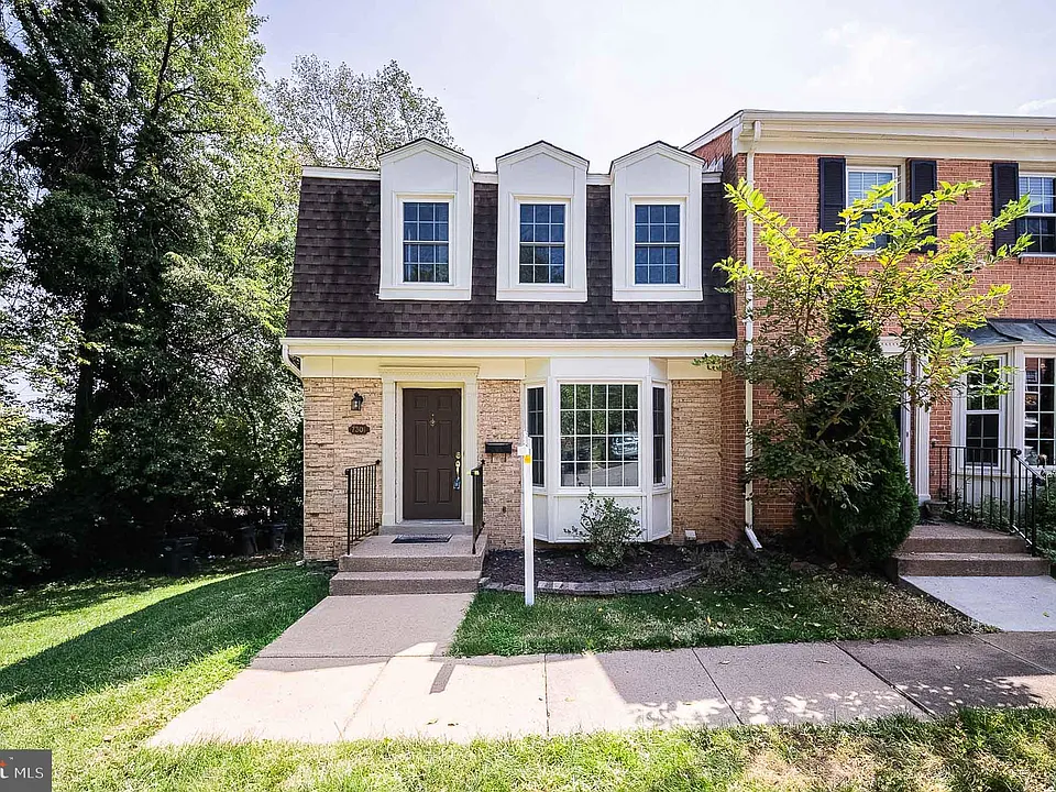7301 Rockford Dr