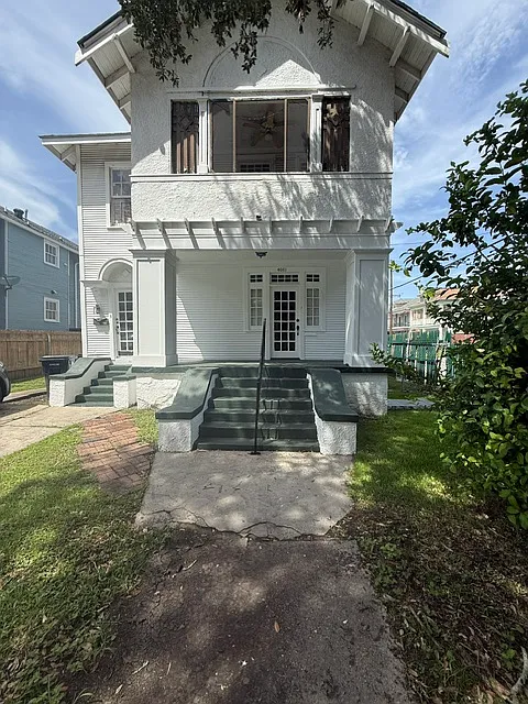 3 bed, 1340 sqft, $1,775 — Photo 2