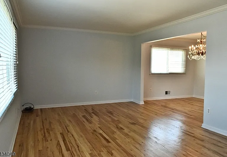 10 Garden Dr #2 — Photo 4
