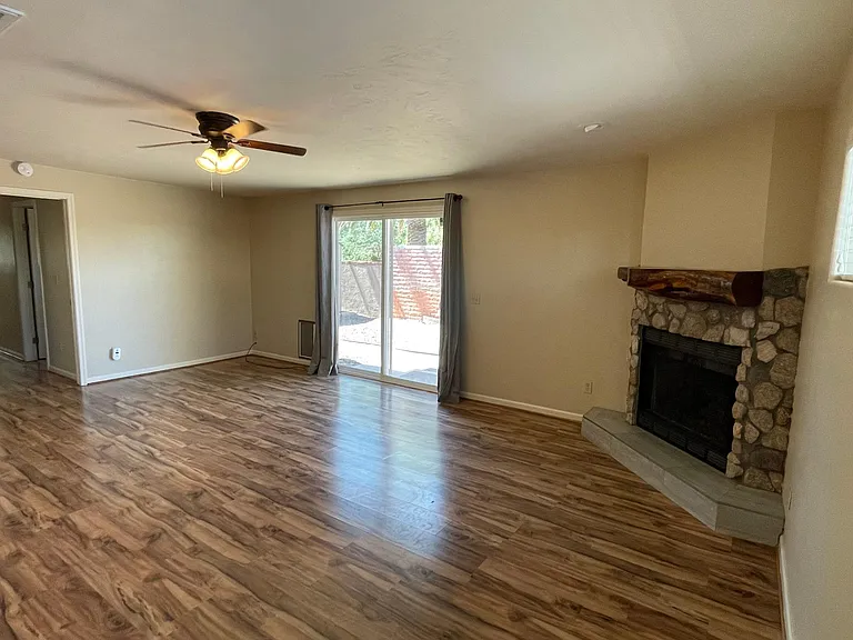 1227 N Sonoita Ave — Photo 8