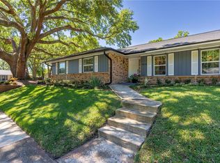 7614 Lake Dr, Belle Isle, FL 32809