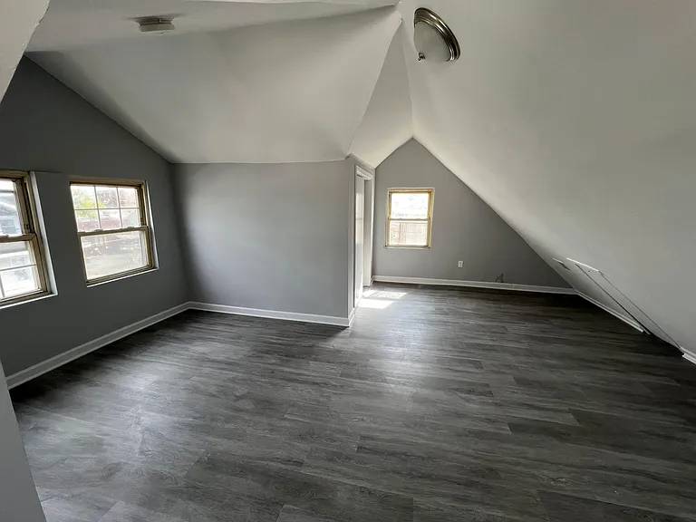 141 Goodwin Ave #2 — Photo 8