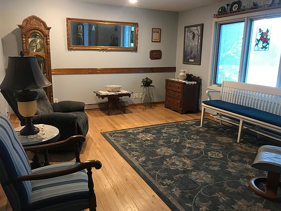 3rd image of 1607 S 84th St