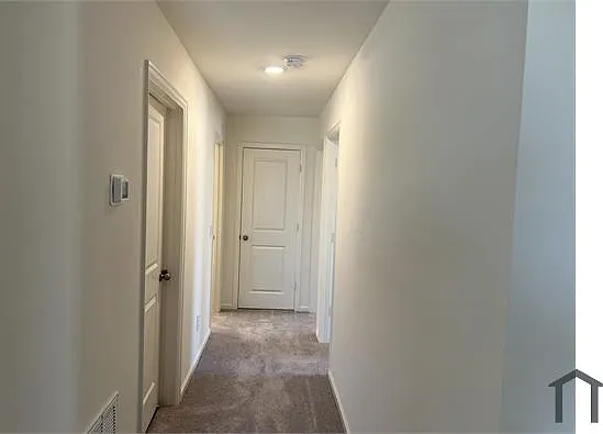 1073 Long Bay Ct — Photo 8