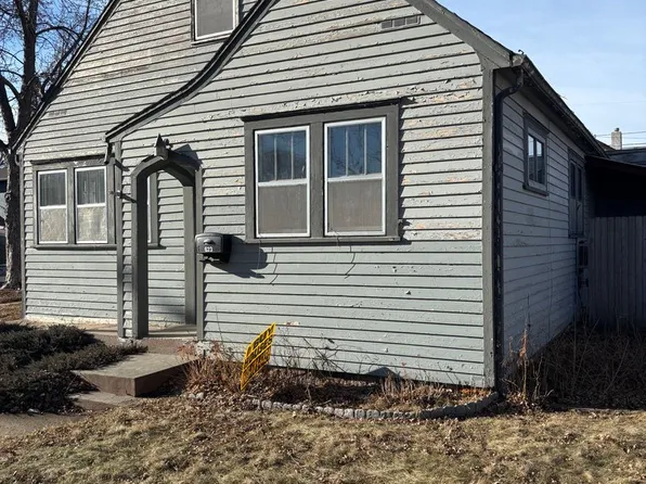 623 S Willow Ave, Sioux Falls, SD 57104